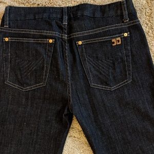 Like New! Joe's Jeans Muse. EUC! Size 27 Ins 33